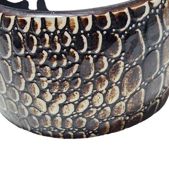 African Inspired Tribal Style Reptile Print Wide Bangle Bracelet Fashion Jewelry - Picture 3 of 4